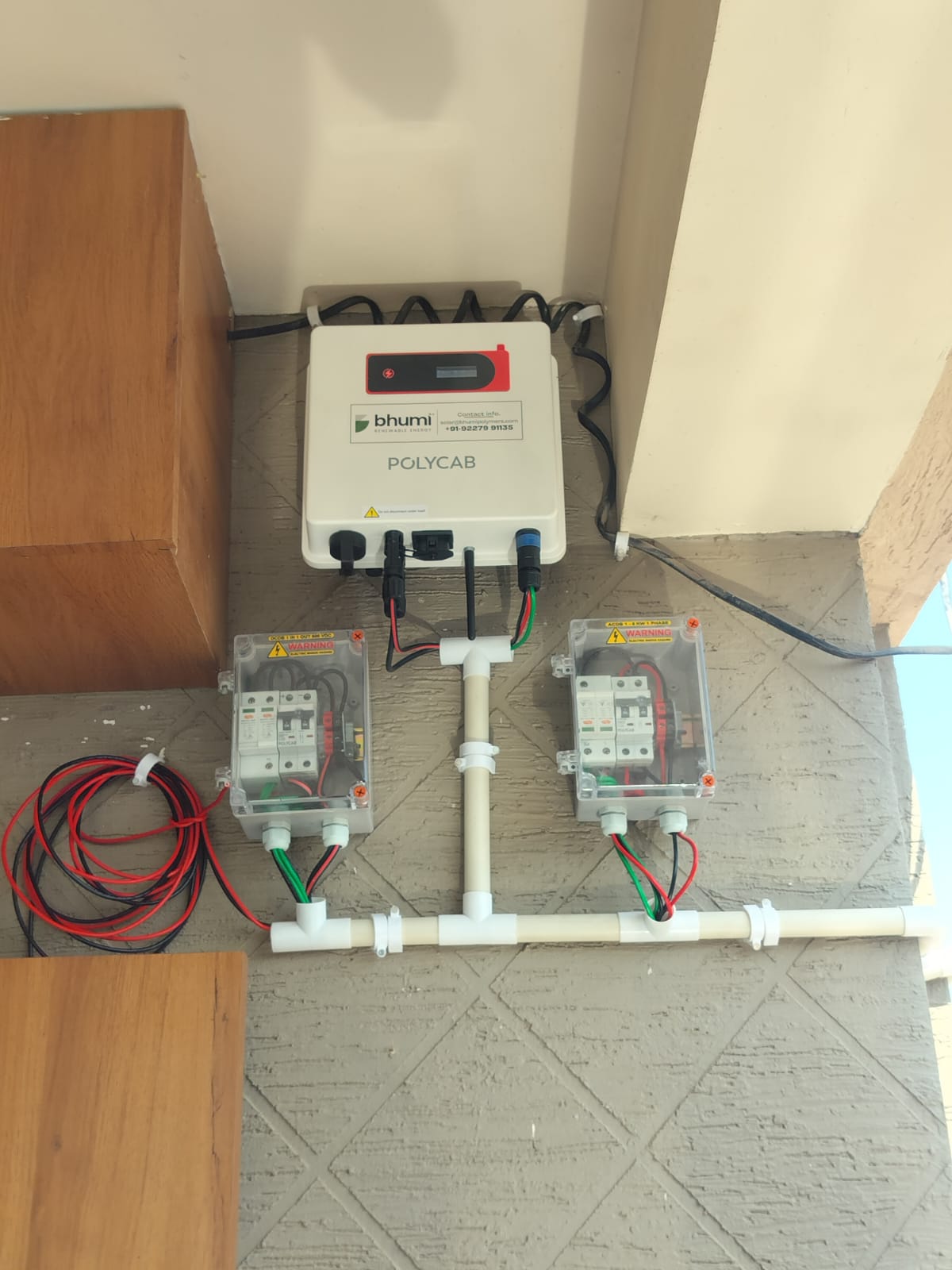 Solar inverter with ACDB and DCDB protection boxes